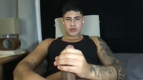 Javi    online show from January 9, 4:41 am