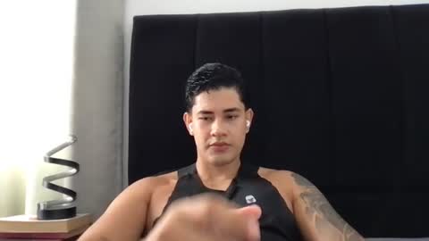 Javi    online show from July 13, 8:22 pm