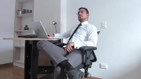 pablo rincon95 online show from February 12, 5:05 pm