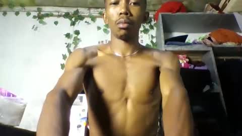 Snapshot of pactellin75 chatting on May 28, 9:56 pm pactellin75 online show from May 28, 9:56 pm