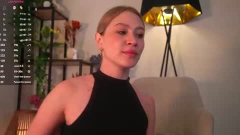 Kimlovense is activeThere are legends that in this room all your wishes can come true  Private is Open online show from July 28, 4:39 pm