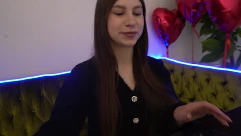 Snapshot of paigeprado chatting on February 22, 6:50 am Paige online show from February 22, 6:50 am