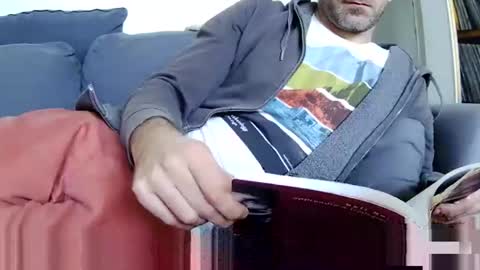 Snapshot of paikan07 chatting on February 22, 1:31 pm Paikan 07 online show from February 22, 1:31 pm