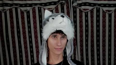 Snapshot of paimon_goetia chatting on November 1, 2:13 am Alexander Grigori online show from November 1, 2:13 am