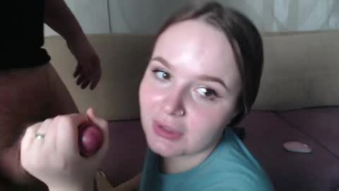 Snapshot of pair_of_gods chatting on October 5, 2:48 pm Lizzi Igor online show from October 5, 2:48 pm