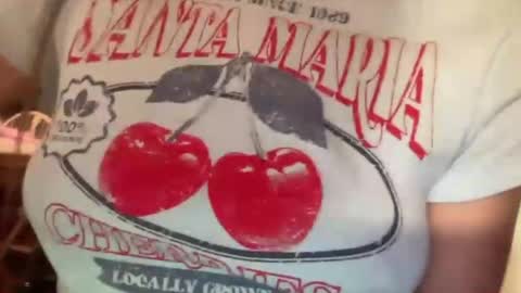 paisleysnowxo online show from March 9, 3:32 am