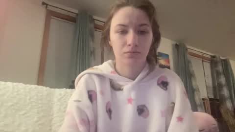 paisleysnowxo online show from November 23, 3:50 am