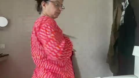 Snapshot of pakmilf chatting on August 9, 9:03 am Pakimilf online show from August 9, 9:03 am