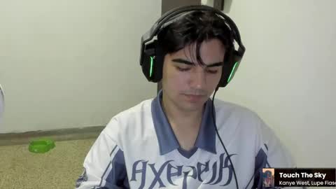 Snapshot of pakun_ chatting on May 8, 12:38 am pakun_ online show from May 8, 12:38 am