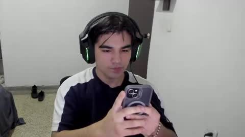 Snapshot of pakun_ chatting on June 15, 10:01 pm pakun_ online show from June 15, 10:01 pm