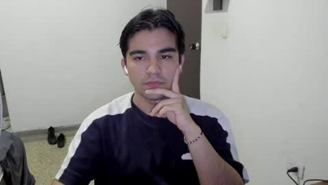 Snapshot of pakun_ chatting on June 17, 9:38 pm pakun_ online show from June 17, 9:38 pm