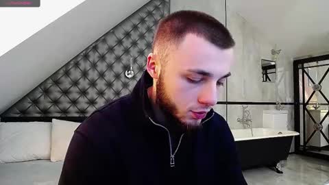 Paul online show from February 25, 8:14 am