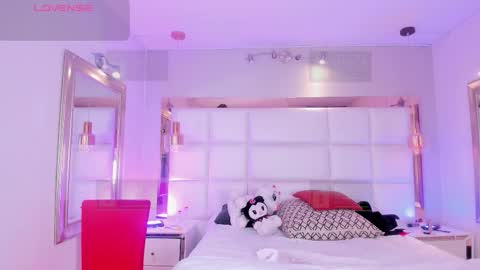 Palmer  online show from February 17, 9:21 pm