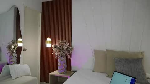 Snapshot of palmer_joness chatting on September 17, 3:35 pm Palmer Joness online show from September 17, 3:35 pm