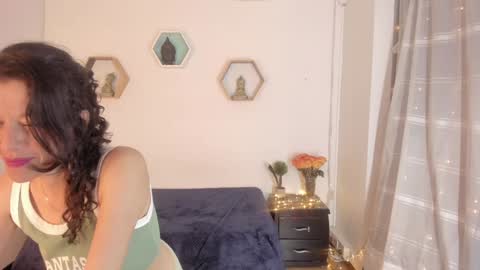 Paloma  online show from January 12, 11:58 pm