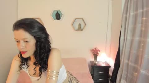 Paloma  online show from September 27, 9:20 pm