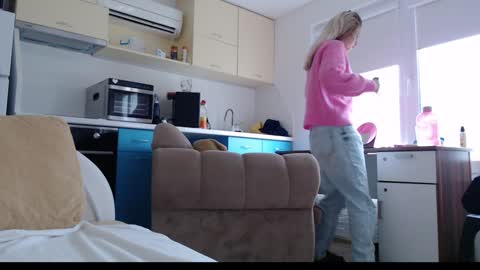 BABE online show from December 9, 8:00 am