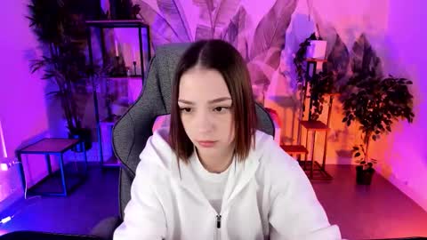 Snapshot of pambeeslyy chatting on November 25, 9:20 am Pam online show from November 25, 9:20 am