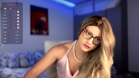 Snapshot of pame_leon chatting on January 27, 8:49 pm  . online show from January 27, 8:49 pm