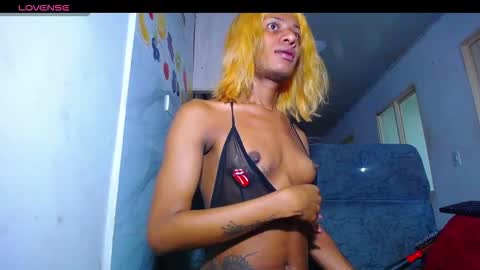 Snapshot of pamela_black_bigcock chatting on October 2, 1:40 pm pamela_black_bigcock online show from October 2, 1:40 pm