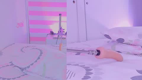 ..   online show from February 10, 11:04 am