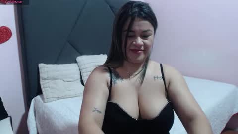 pamela_echeverria online show from March 4, 11:27 am