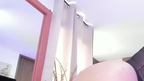 Snapshot of pamela_rosal chatting on January 9, 3:44 pm Pamela online show from January 9, 3:44 pm