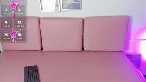 Pamela  online show from January 19, 1:15 pm