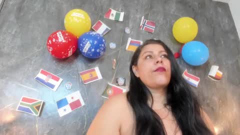 Snapshot of pamelaasshorny chatting on June 30, 8:37 am Pamela online show from June 30, 8:37 am