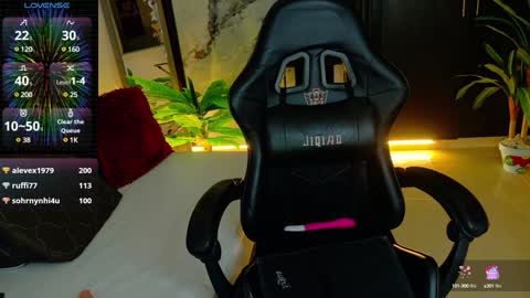 Snapshot of pamelajackson__ chatting on December 30, 1:37 am Paola online show from December 30, 1:37 am