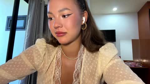 Kamila online show from March 18, 5:32 am