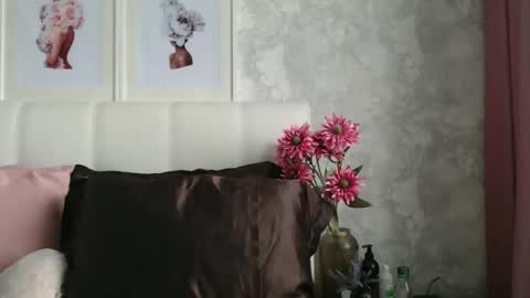 Pamella online show from December 23, 7:50 am