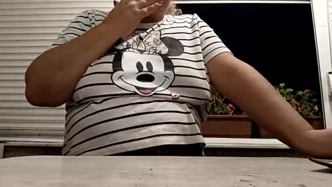 angel hris online show from November 5, 8:09 pm