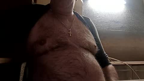 Snapshot of pamid215 chatting on February 13, 9:55 pm angel hris online show from February 13, 9:55 pm