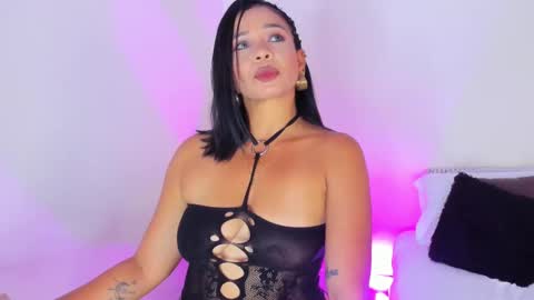 Pammela Smith online show from February 19, 9:36 pm