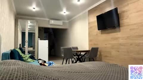 Lia online show from June 28, 6:58 pm
