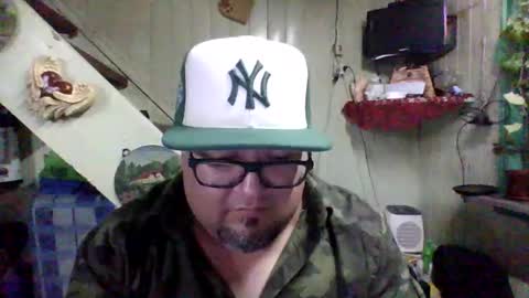 panditernurita12 online show from March 23, 2:37 am