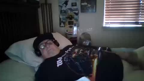 panos online show from October 16, 2:29 pm