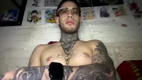 Snapshot of panthers_room chatting on December 29, 2:10 pm panthers_room online show from December 29, 2:10 pm