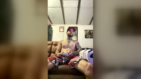 Snapshot of panthers_room chatting on May 9, 9:47 am panthers_room online show from May 9, 9:47 am
