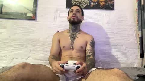 Snapshot of panthers_room chatting on May 26, 8:27 pm panthers_room online show from May 26, 8:27 pm