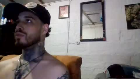Snapshot of panthers_room chatting on June 16, 3:31 am panthers_room online show from June 16, 3:31 am