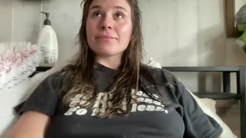 Snapshot of pantiesofthefae chatting on December 1, 6:13 pm Pantiesofthefae online show from December 1, 6:13 pm