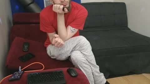 Snapshot of pantslesstraveler_plt chatting on February 19, 10:12 am PantsLessTraveler online show from February 19, 10:12 am