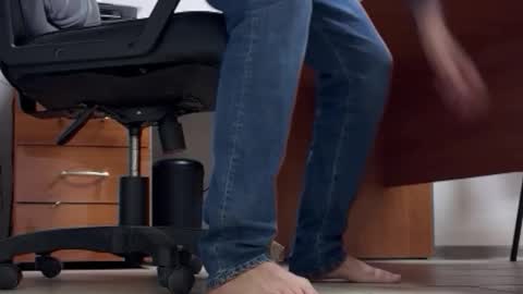 Snapshot of pantyhoselover8den chatting on September 25, 5:44 am Pantyhose Lover online show from September 25, 5:44 am