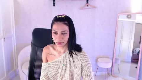 Snapshot of pao_thebigclit chatting on December 20, 10:11 pm Paolita online show from December 20, 10:11 pm