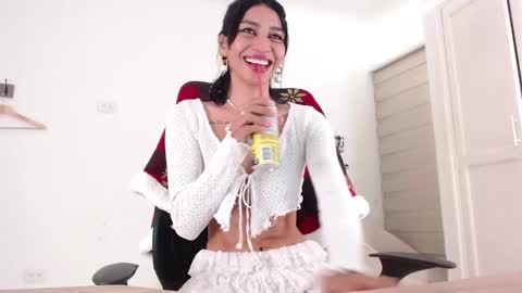 Snapshot of pao_thebigclit chatting on January 4, 3:07 am Paolita online show from January 4, 3:07 am