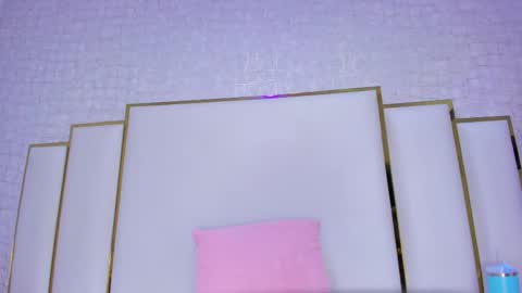 Paola  online show from October 3, 11:40 am