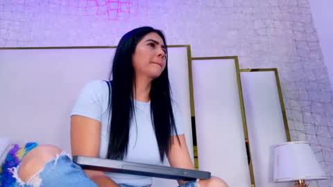 Paola  online show from June 6, 11:37 am