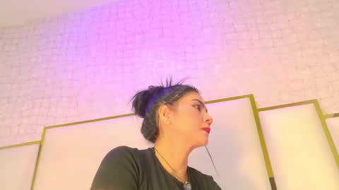 Paola  online show from June 14, 11:34 am